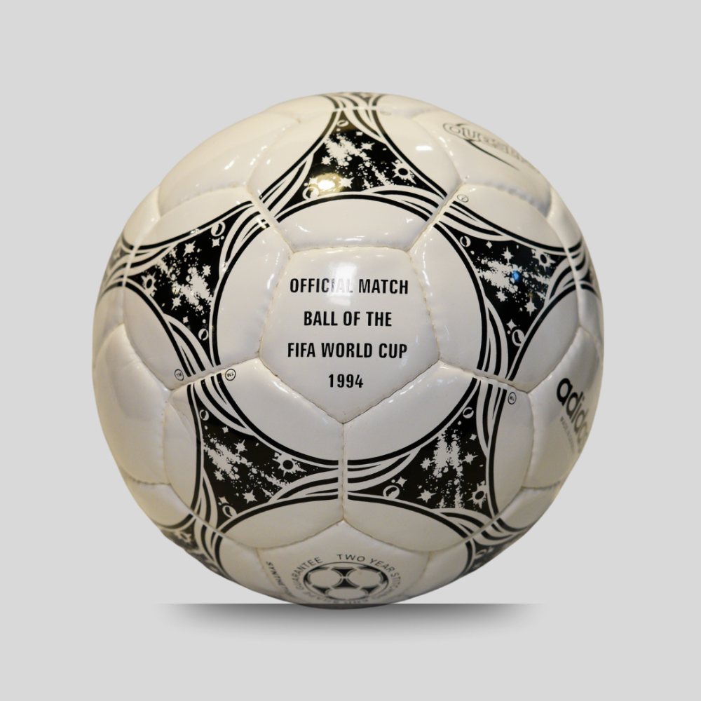 ADIDAS QUESTRA WORLD CUP FINAL 1994 UNITED STATE  FOOTBALL